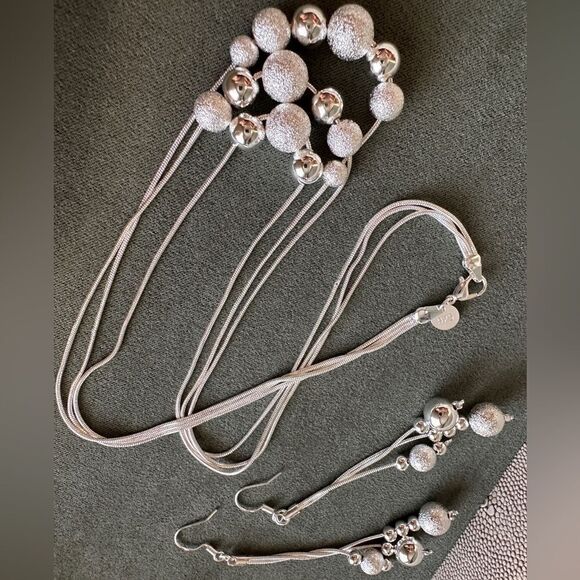 925 Sterling Silver Beaded Necklace & Earrings Set – Timeless Elegance - Picture 10 of 15